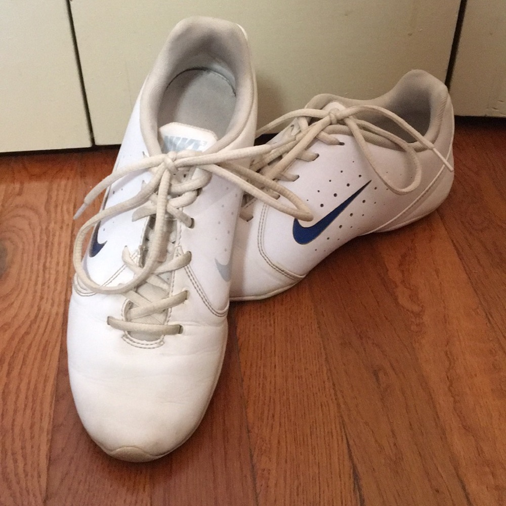 Nike Sideline III Cheer Shoe Size 9
